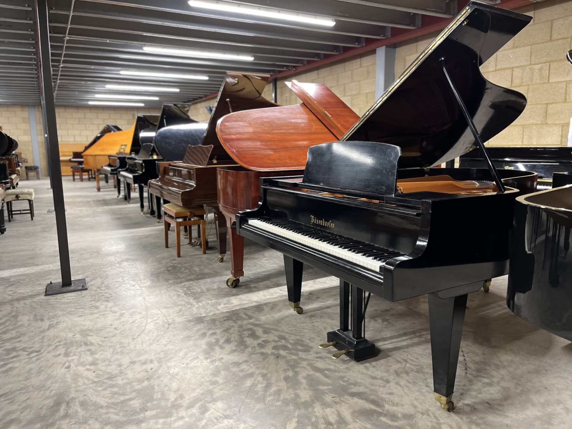 Piano auctions